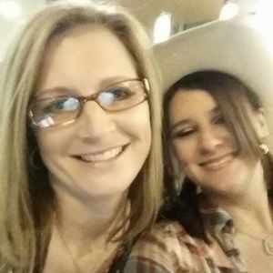 Meet your Posher, Angela